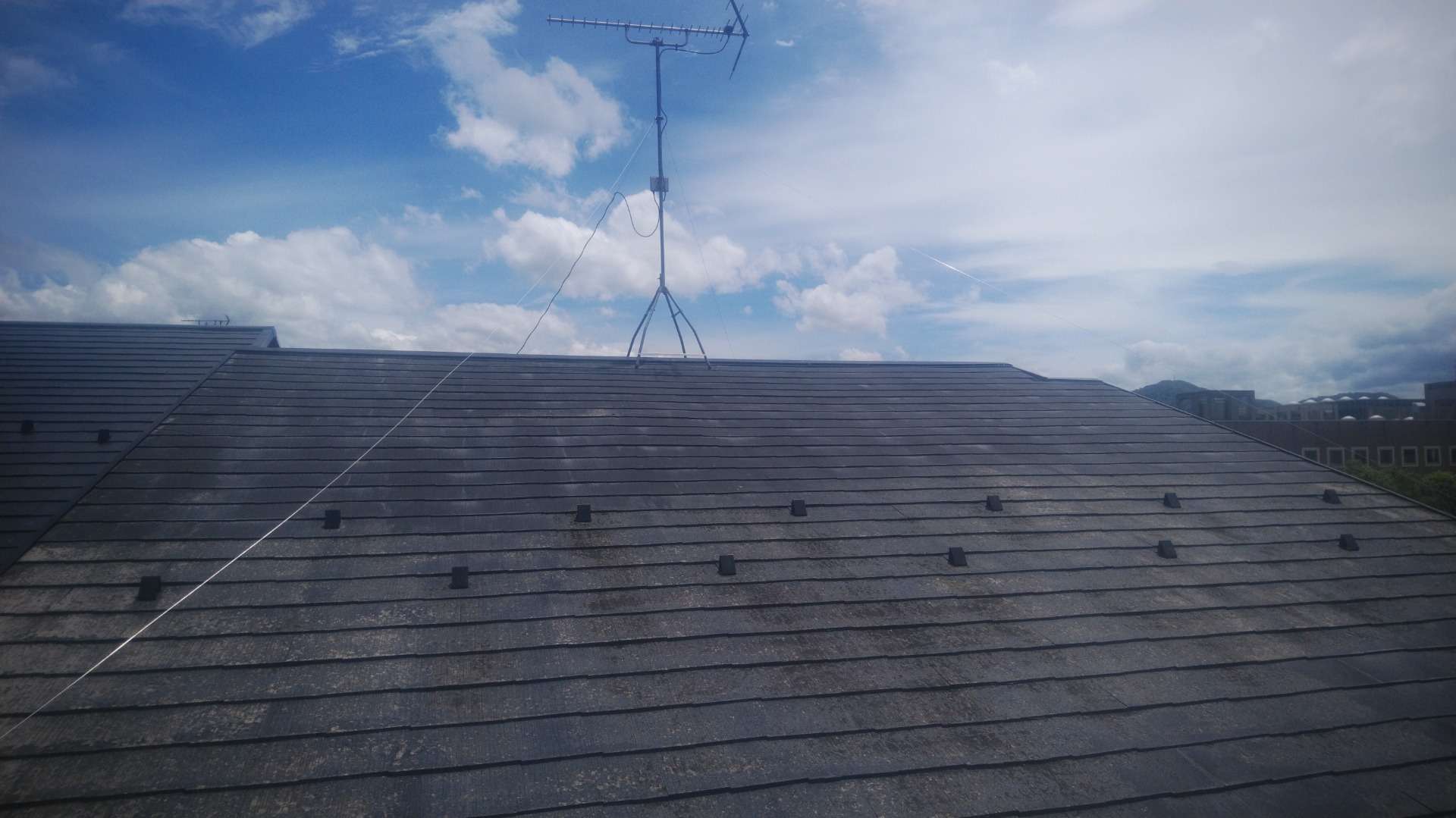 鯖江市でスレート屋根の現場調査に来ています